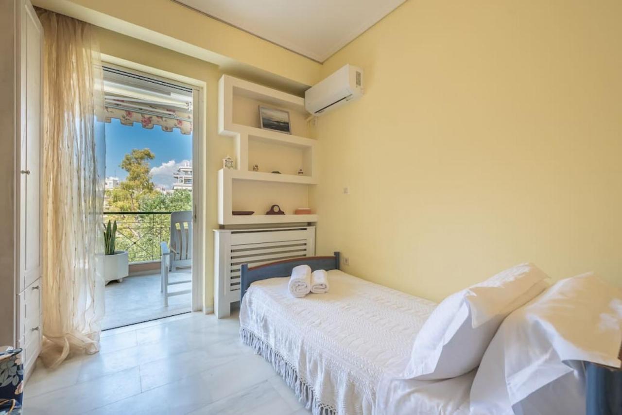 Central 3Br Apartment Next To Panormou Metro! Athens Luaran gambar