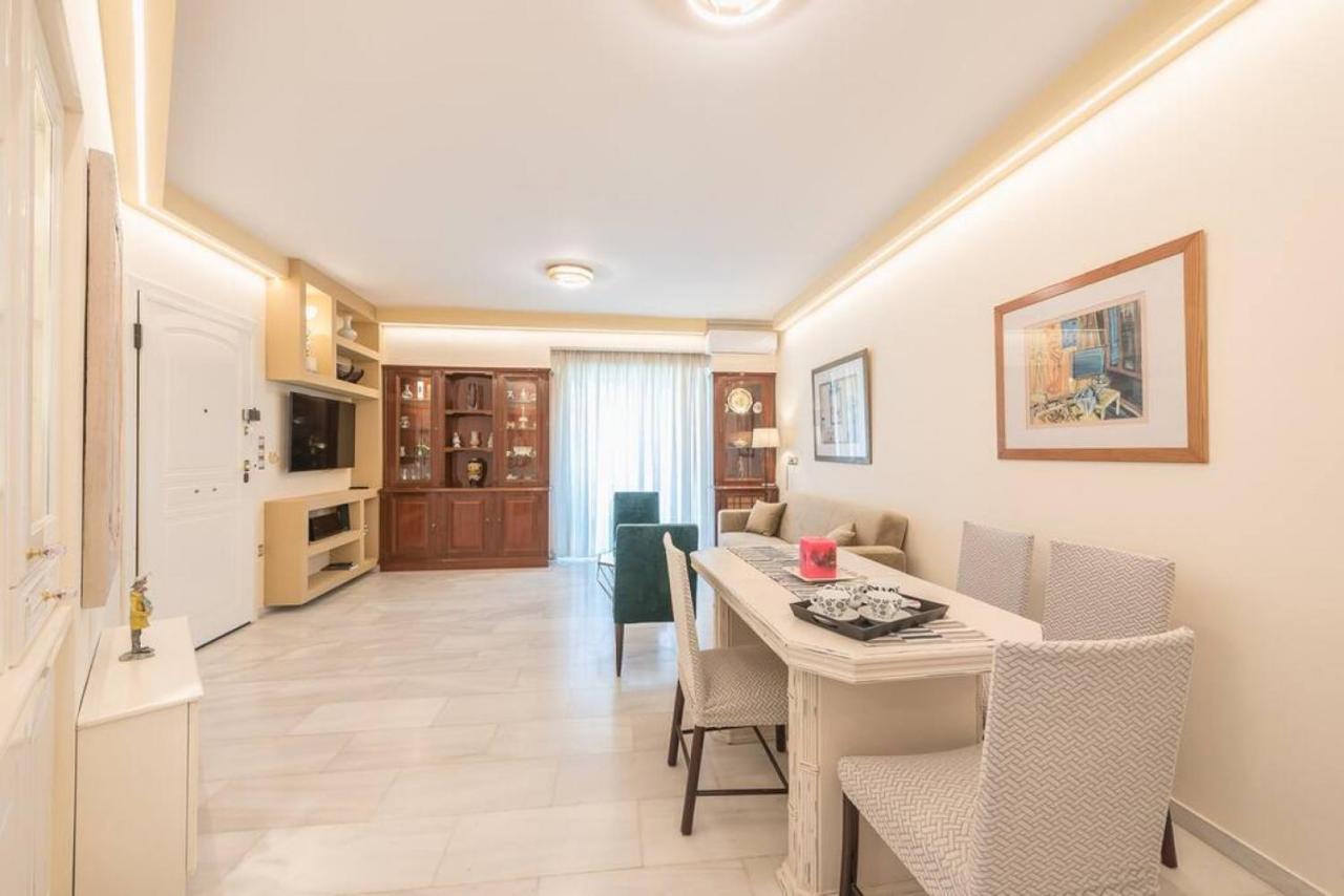 Central 3Br Apartment Next To Panormou Metro! Athens Luaran gambar