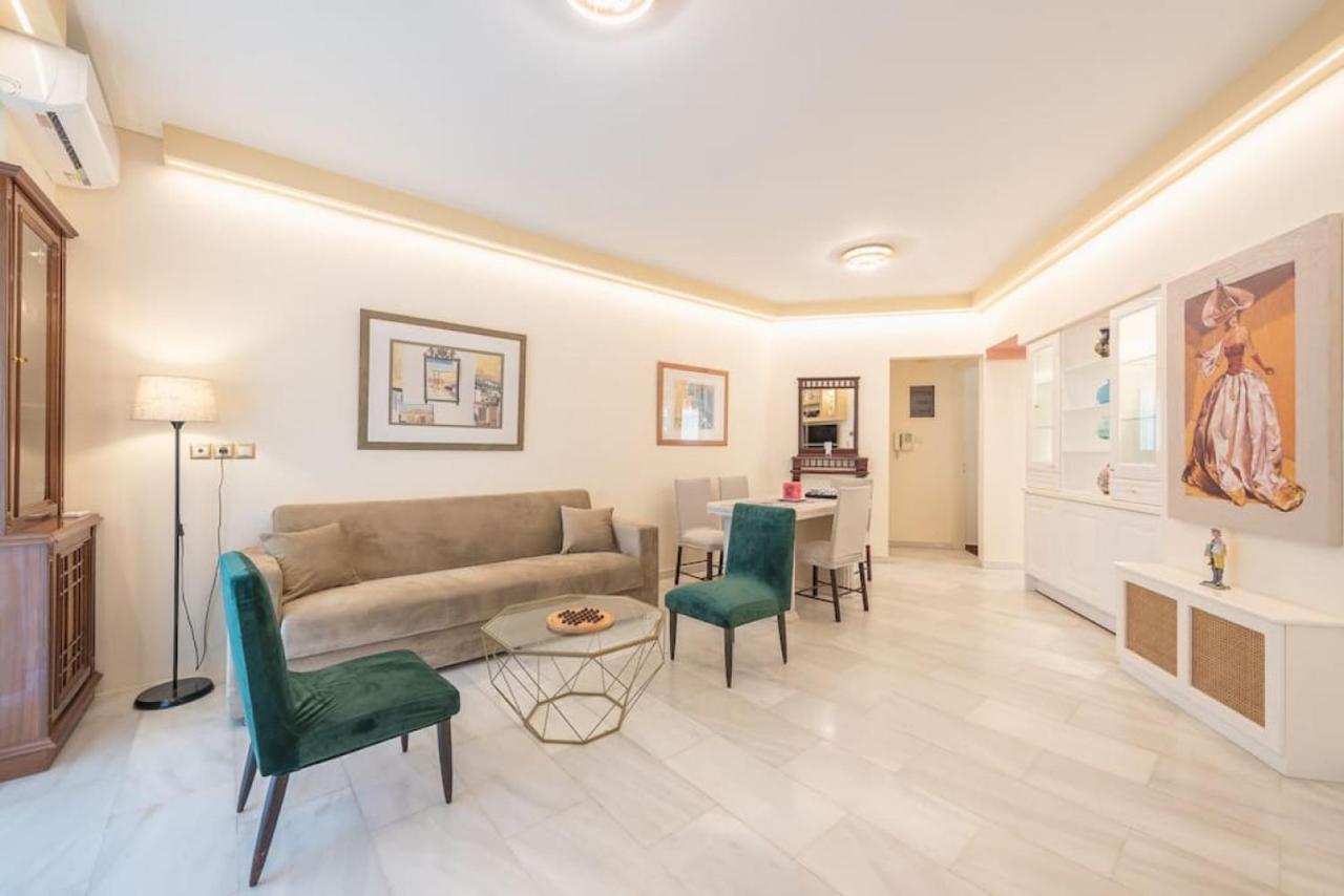Central 3Br Apartment Next To Panormou Metro! Athens Luaran gambar