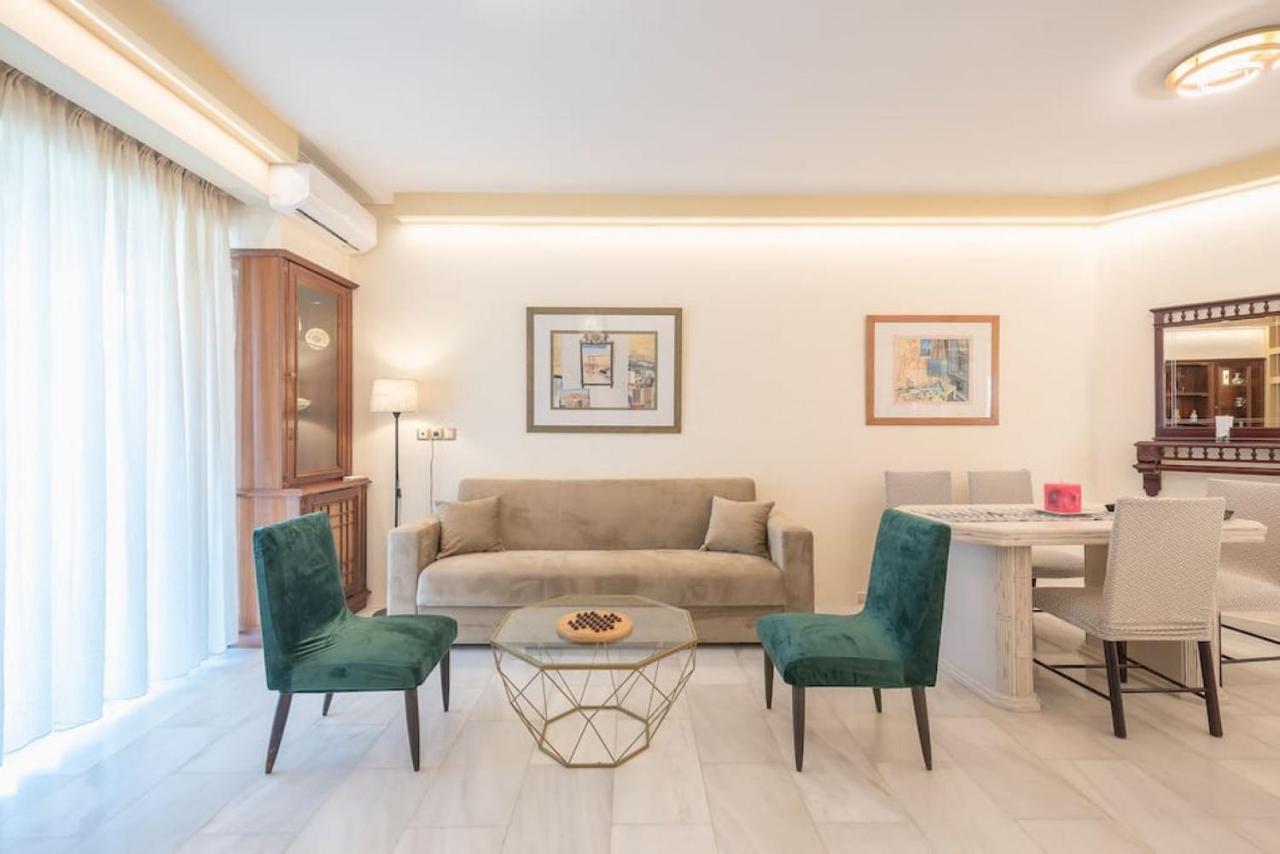 Central 3Br Apartment Next To Panormou Metro! Athens Luaran gambar