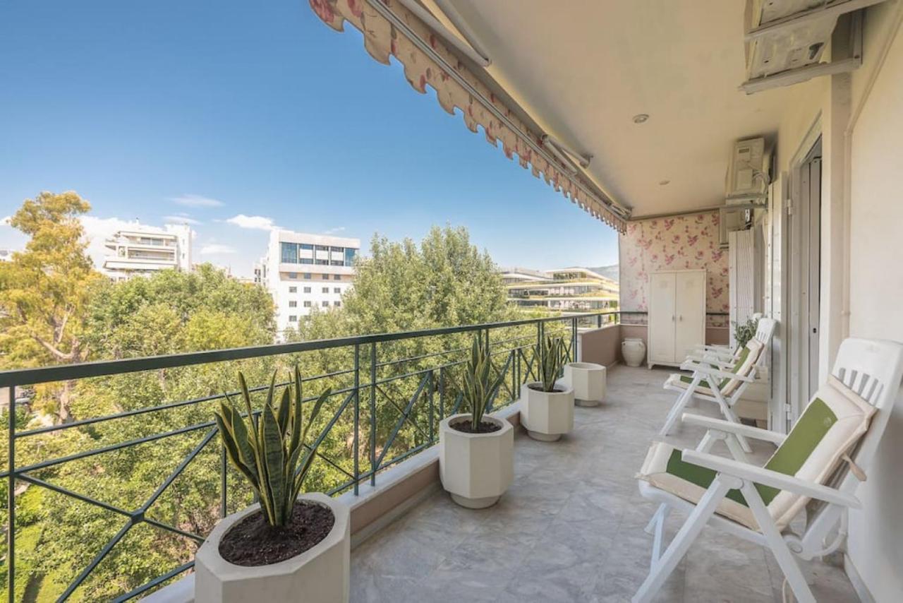 Central 3Br Apartment Next To Panormou Metro! Athens Luaran gambar